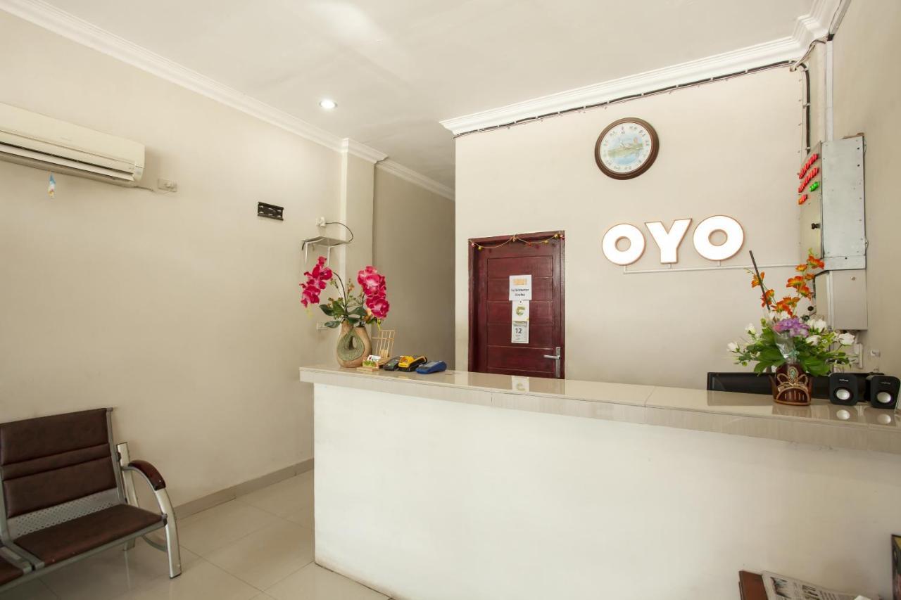 Oyo 1631 Hotel Apple Perdagangan-Tomuon Exterior foto